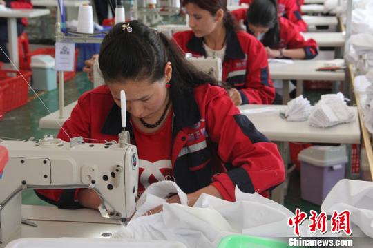 深圳援疆企業在塔縣建服裝廠，產品遠銷歐洲市場